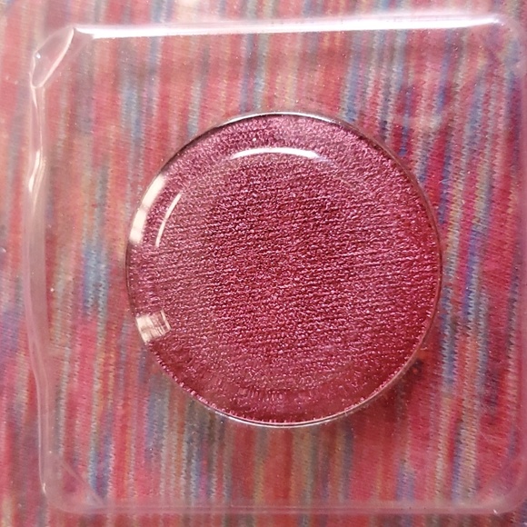 Younique Pressed Powder refill for magnetic cases or as is. - Picture 2 of 2